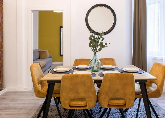 Wawelove Pilsudskiego - 3 Bedroom Apt. With Balcony And Free Parking!