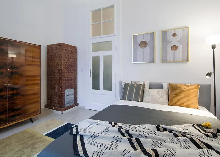 Wawelove Pilsudskiego - 3 Bedroom Apt. With Balcony And Free Parking!